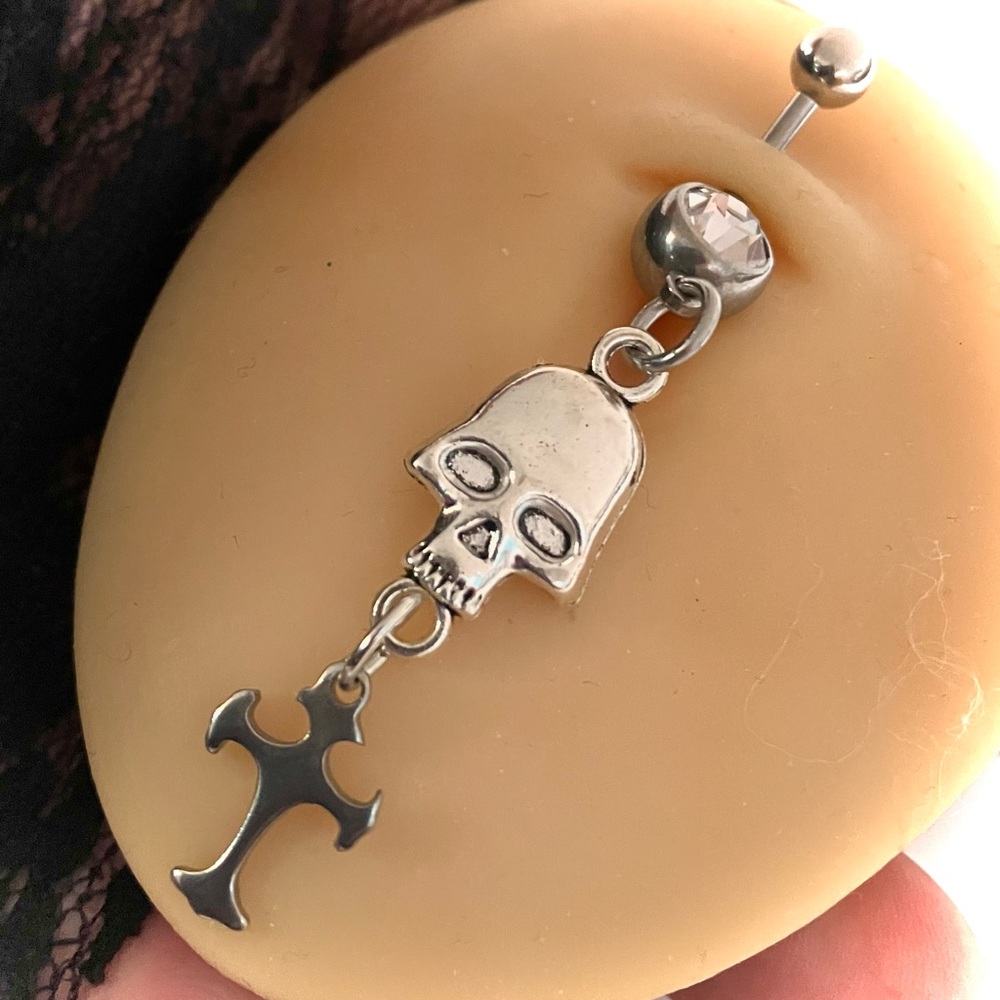Silver Skull and Cross Belly Ring